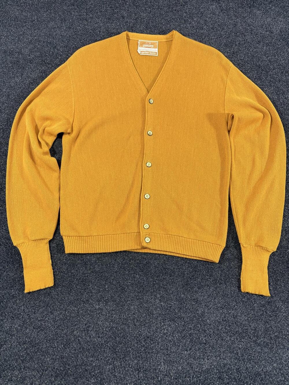 Vintage Jantzen Sweater Mens Large Yellow V Neck Button Cardigan USA Acrylic